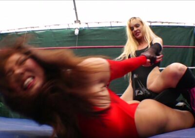 Akira Lane vs Tanya Danielle - Female Pro Wrestling!