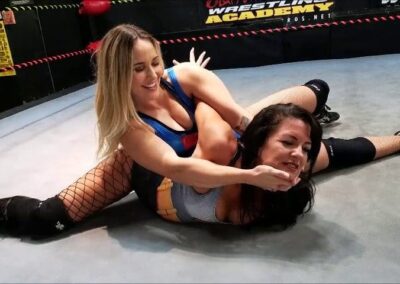 Ultimate Women Wrestling - Female Wrestling Companies