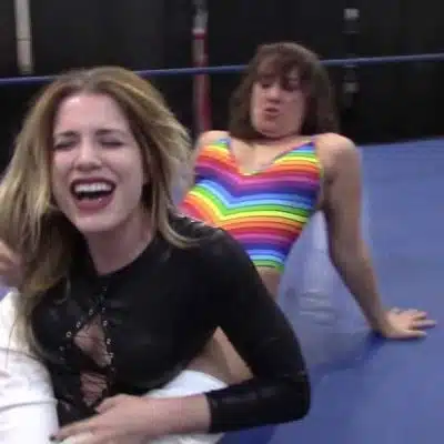 Bodyscissors - Allie Parker vs Buggy Nova - I Quit Match - UWW Wrestling