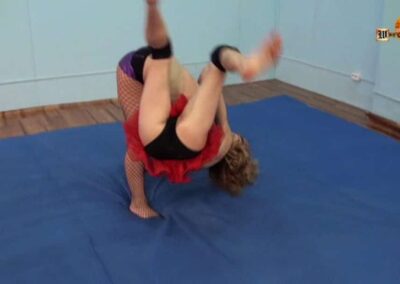 Dallas vs Morgana - REAL and COMPETITIVE Women's Wrestling from the Wrestling Castle!